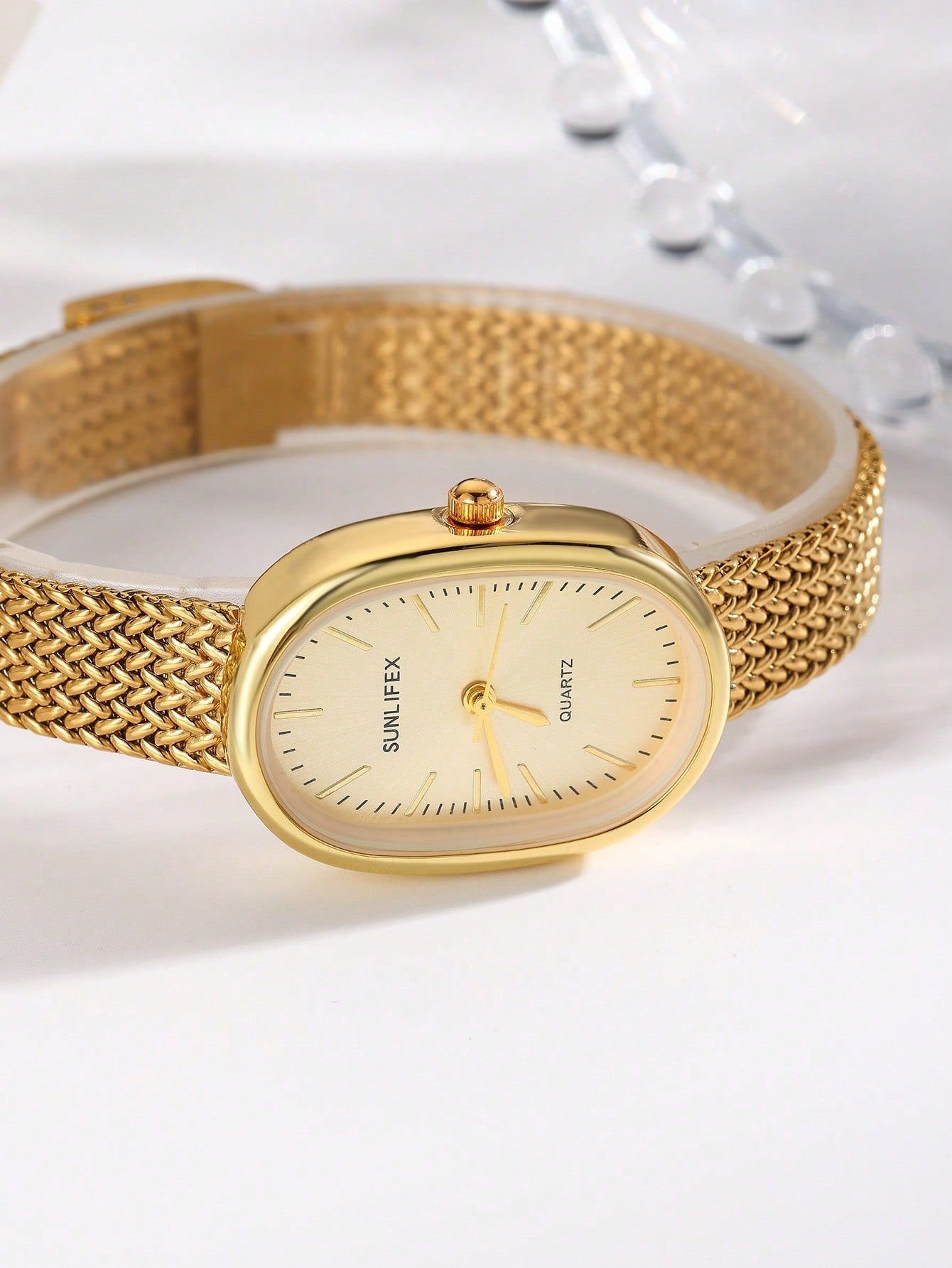 Elegant Vintage Oval Watch for Women