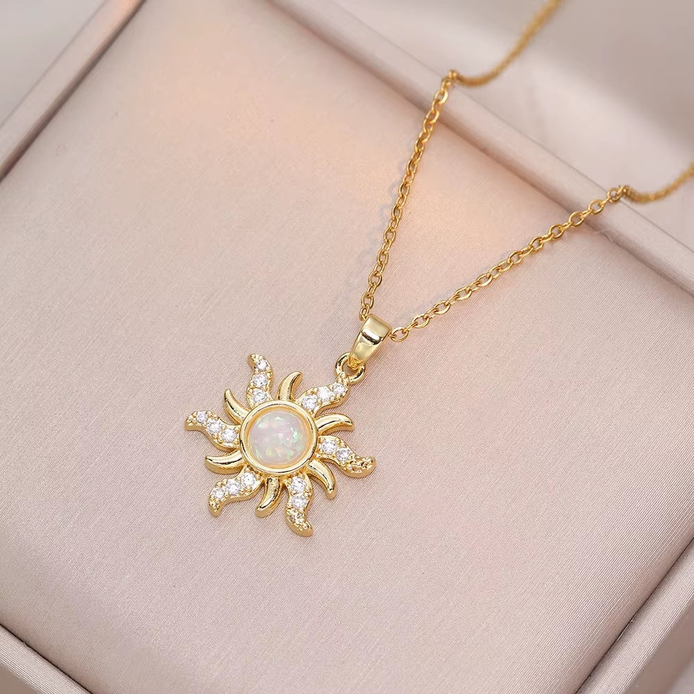 Stainless Steel Sun Opal Pendant Necklace for Women Zircon Sunflower Choker Aesthetic Boho Clavicle Chain Fashion Jewelry Gift