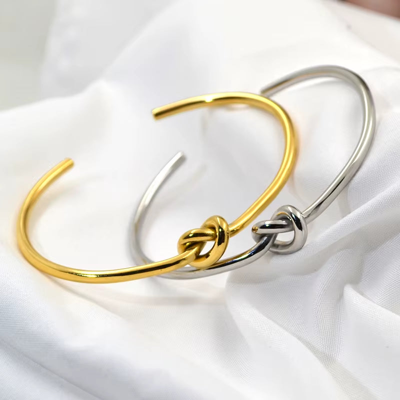 Simple Fashion 18K Pvd Gold Plated Knot Cuff Bangle Non Tarnish Stainless Steel Knot Opening Adjustable Bracelets for Women