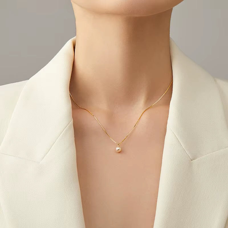 925 Sterling Silver Light Luxury 18K Gold Plating Shell Imitation Pearl Pendant Necklace Women Fashion Clavicle Chain Jewelry