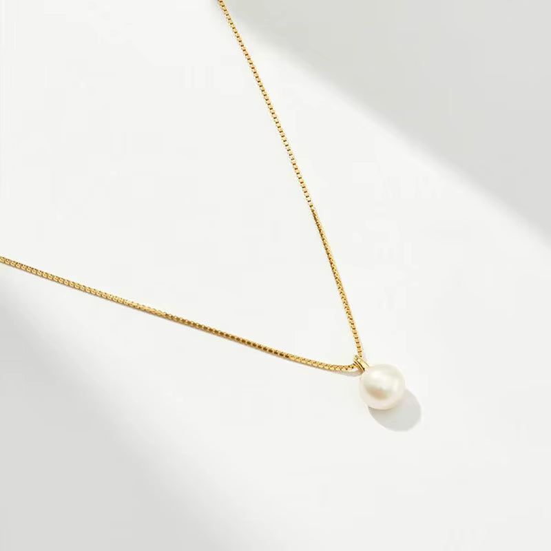 925 Sterling Silver Light Luxury 18K Gold Plating Shell Imitation Pearl Pendant Necklace Women Fashion Clavicle Chain Jewelry