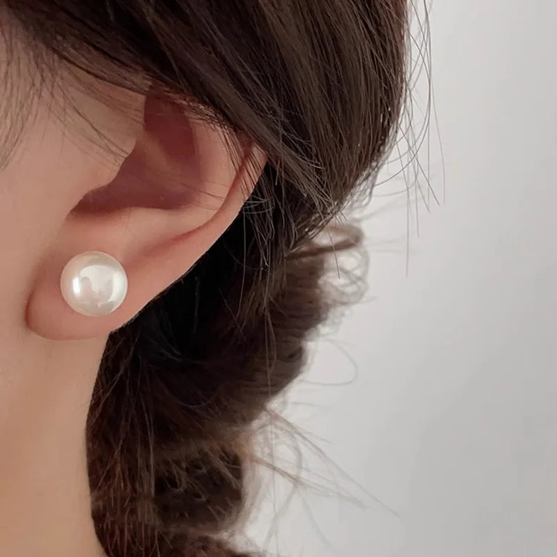 New 925 Sterling Silver Pearl Earrings Personality Charm Exquisite Charm Woman Earrings Birthday Gift Exquisite Jewelry