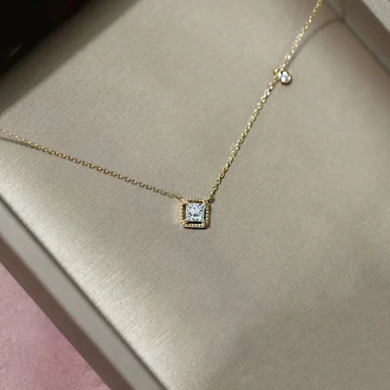 Jkli S925 Sterling Silver Simple Emerald Crystal Chain Necklace Women Light Luxury Temperament Plating 14K Gold Jew New Style