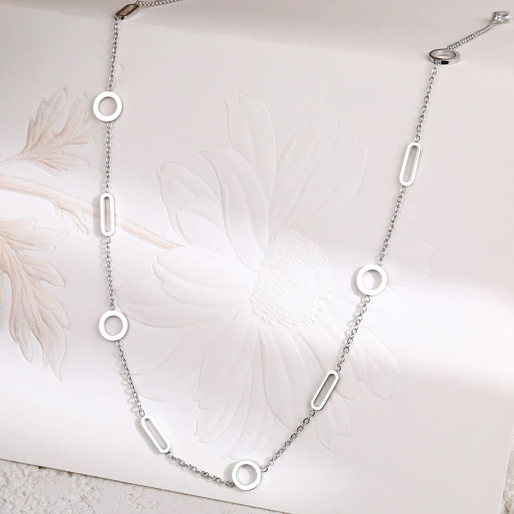 Minimalist Round Pendant Necklace