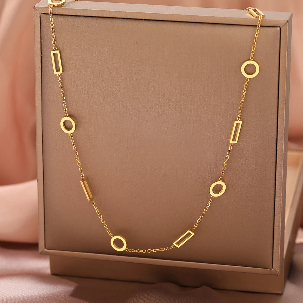 Minimalist Round Pendant Necklace