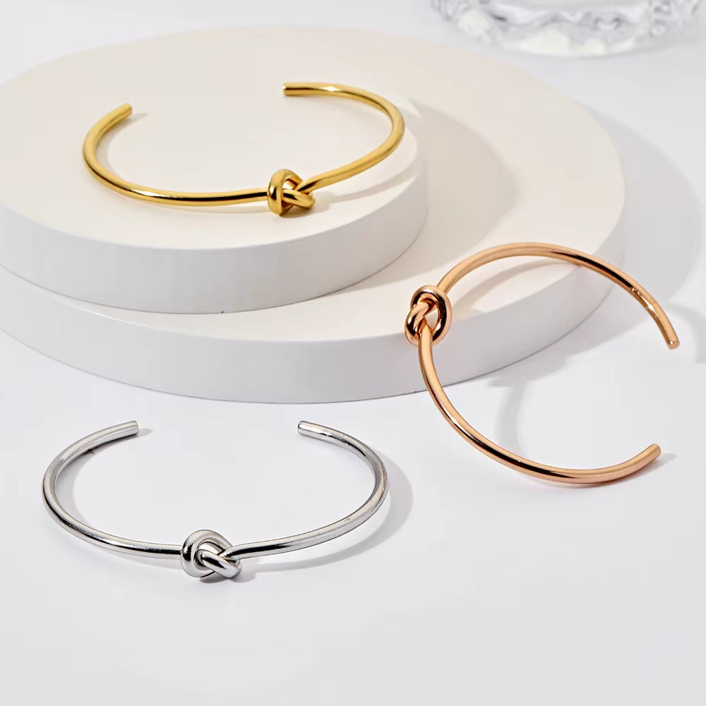 Simple Fashion 18K Pvd Gold Plated Knot Cuff Bangle Non Tarnish Stainless Steel Knot Opening Adjustable Bracelets for Women
